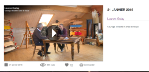 Jean-Philippe Rapp en compagnie d'un invité. Copyright Val TV